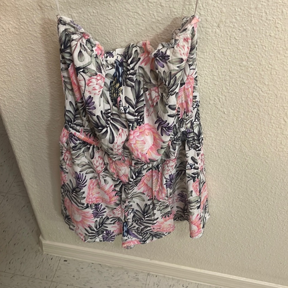 Cute Strapless Romper